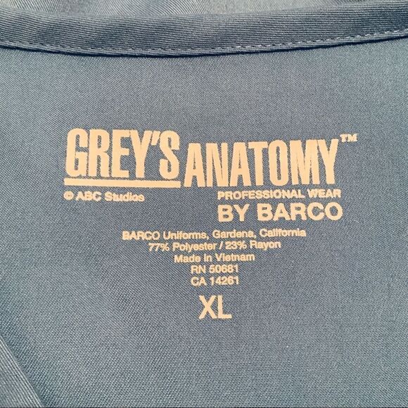 Grey's Anatomy Scrub Top  - Picture 6 of 6